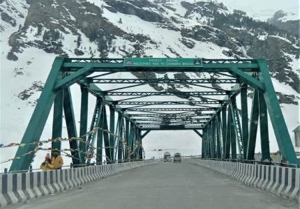 Amritsar to Manali: Kullu, Solang & Himalayan Adventure