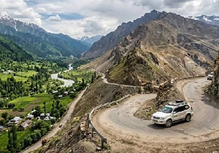 Ladakh / Spiti Tour Taxi
