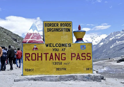 Chandigarh–Manali: Rohtang Pass & Solang Valley