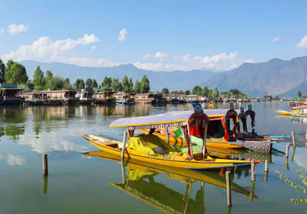 Srinagar / Kashmir Tour Taxi