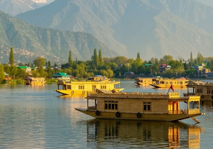 Amritsar Patnitop & Sonmarg Tour